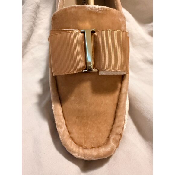 NIB Isaac Mizrahi Live! Allena Velvet Moccasin Loafer - Picture 5 of 10